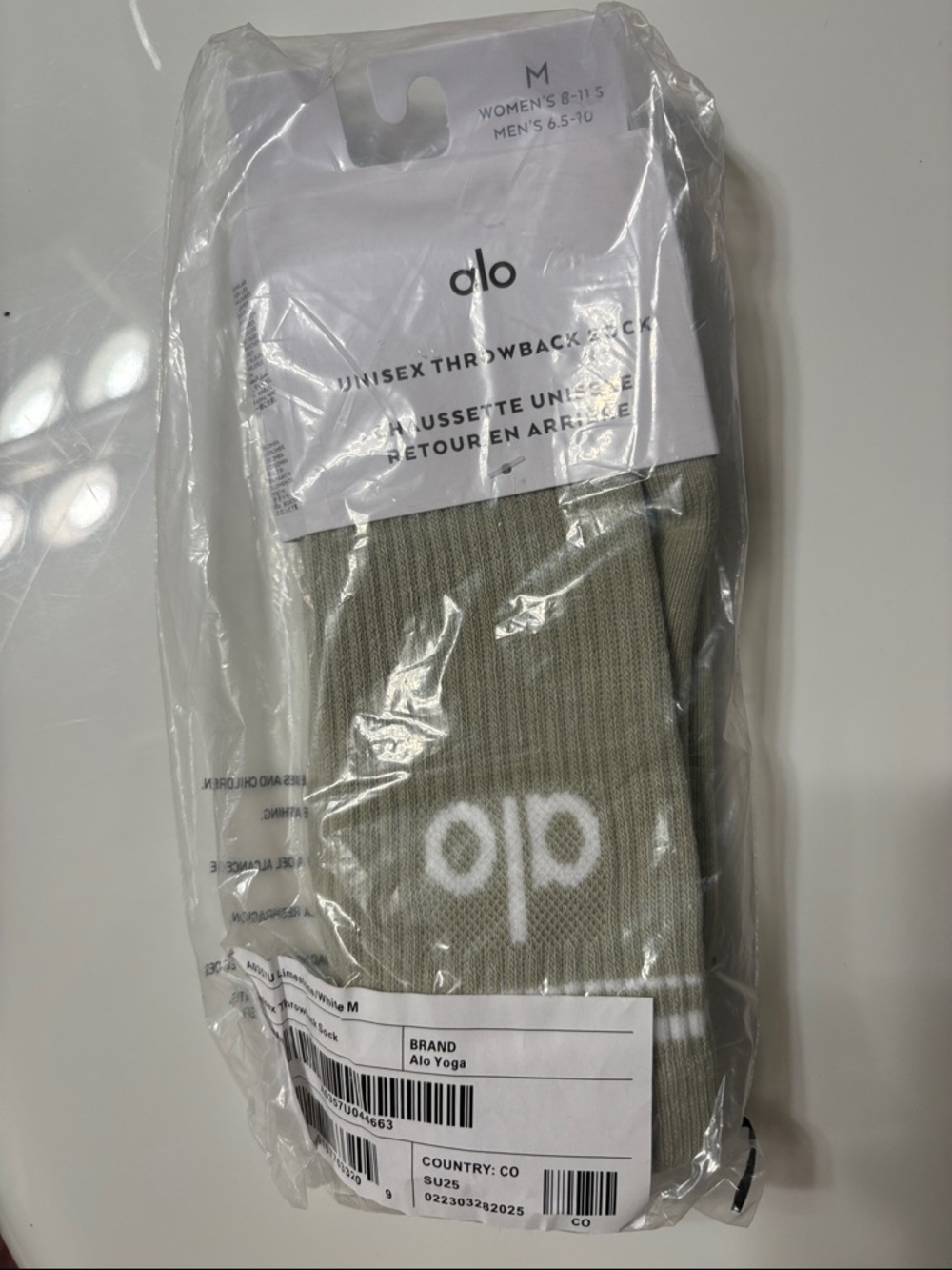ALO Yoga Unisex Throwback Socks